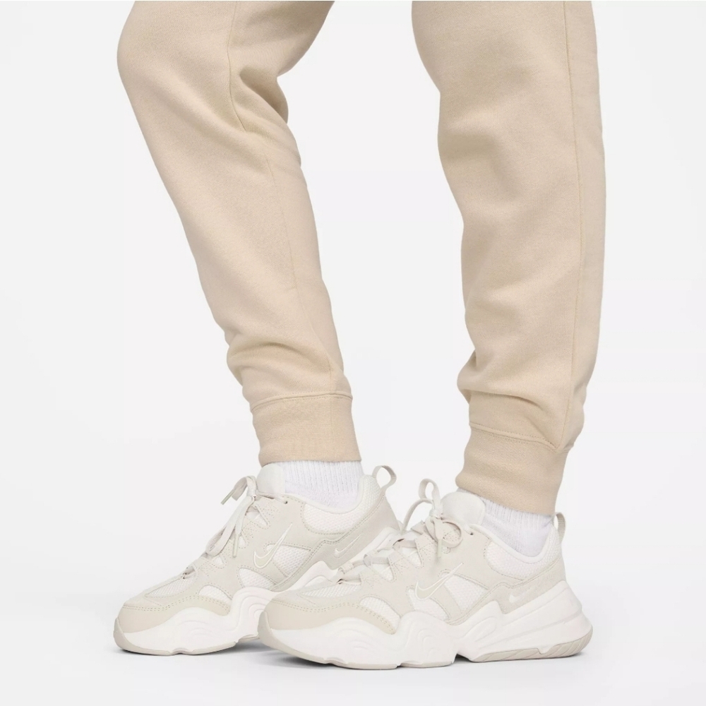 Nike sportswear club fleece cream sweatpants Large Streetwear - Picture 4 of 5
